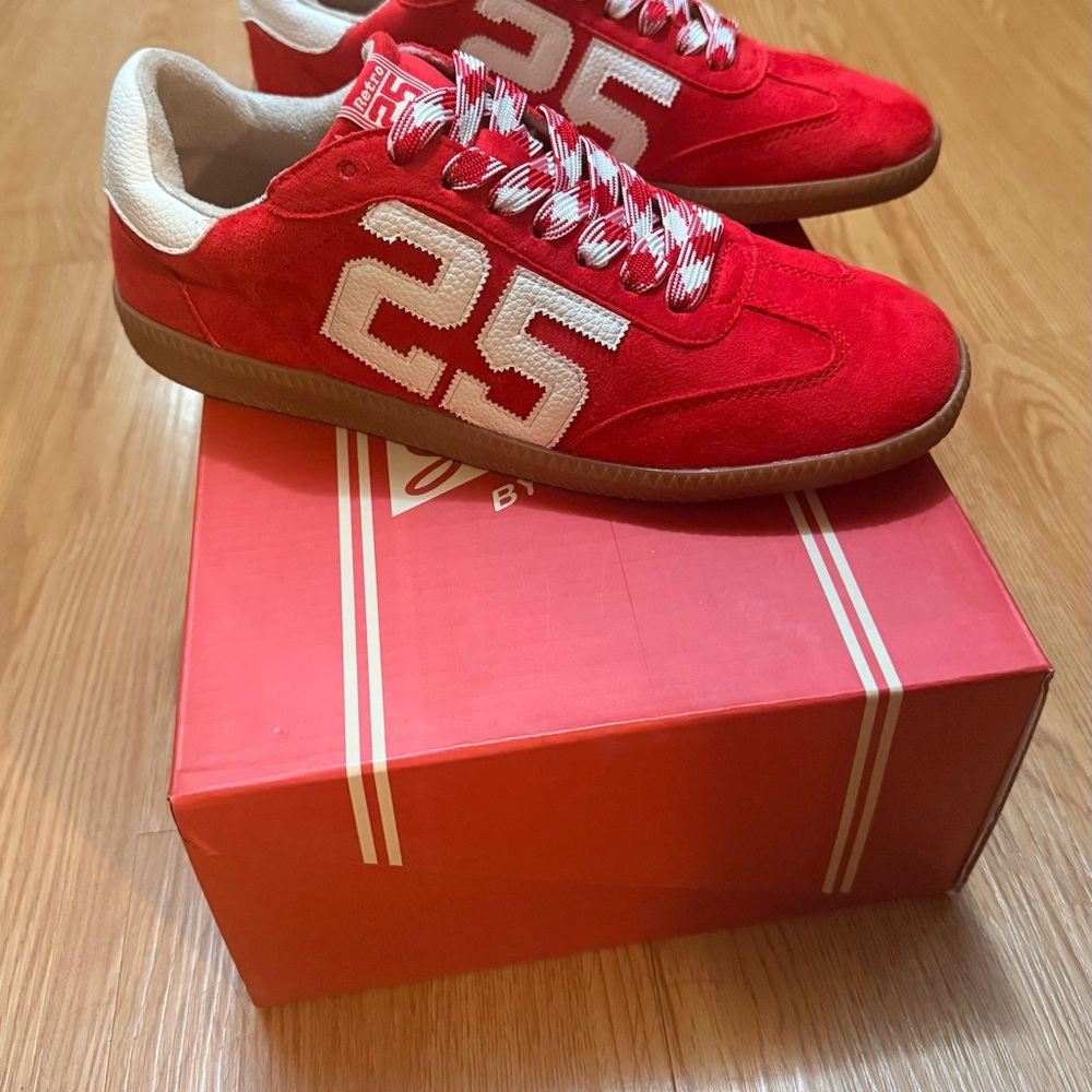 SHU SHOP Retro 25 Suede Sneakers - Picture 4 of 7